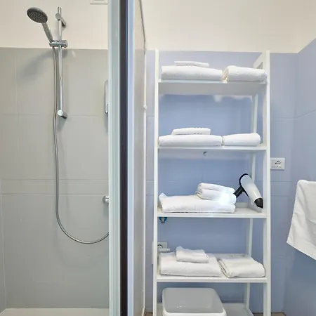 Apartment Vela Bianca *